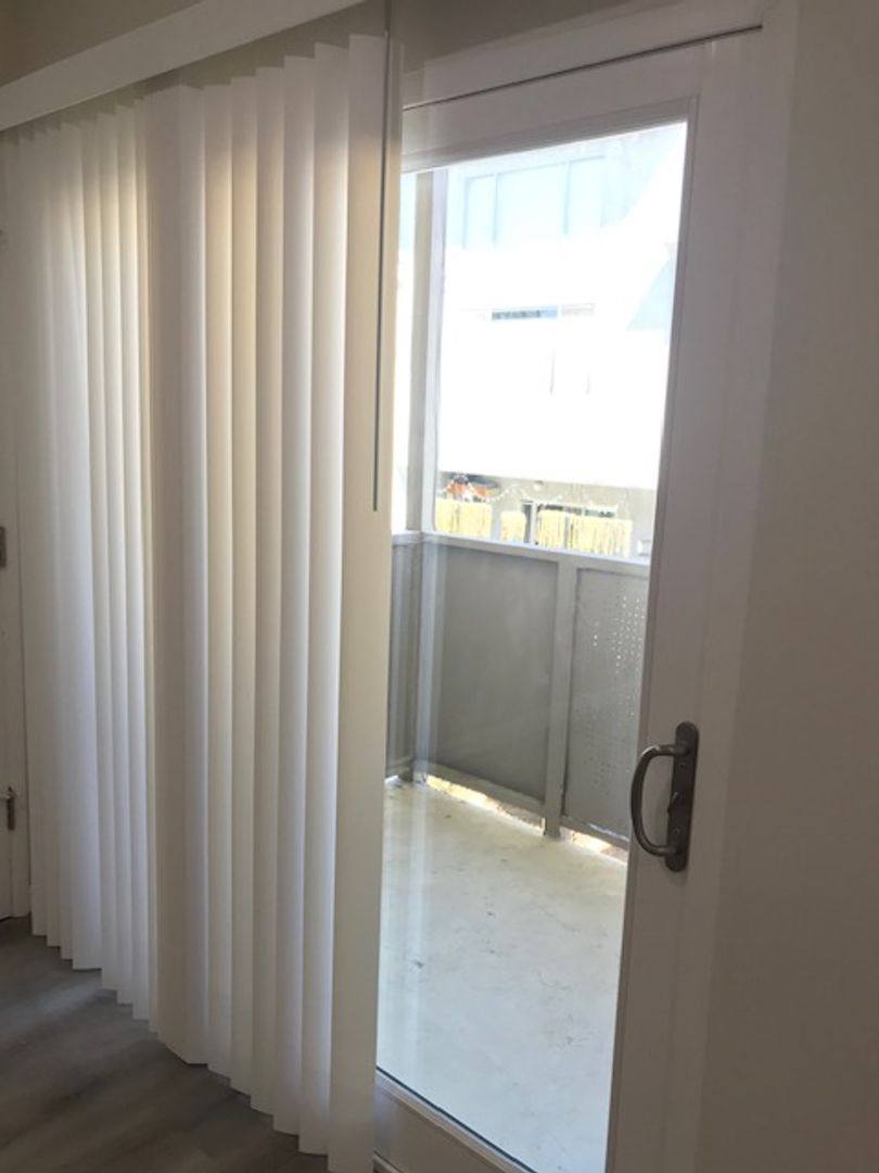 Apartment for rent at 3641 Westwood Blvd, Los Angeles, CA 90034