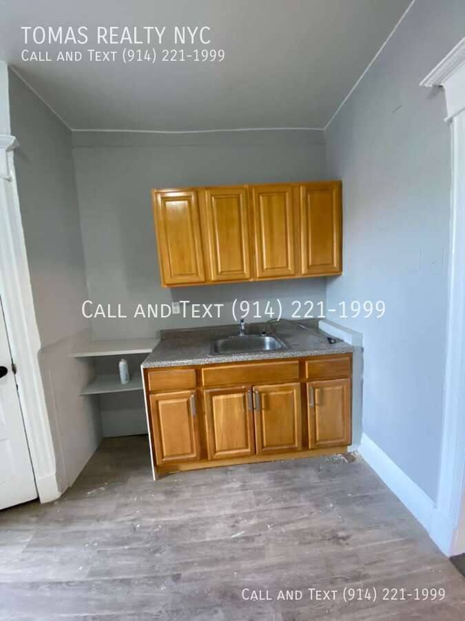 Apartment for rent at 12 Riverview Place #3L, Yonkers, NY 10701