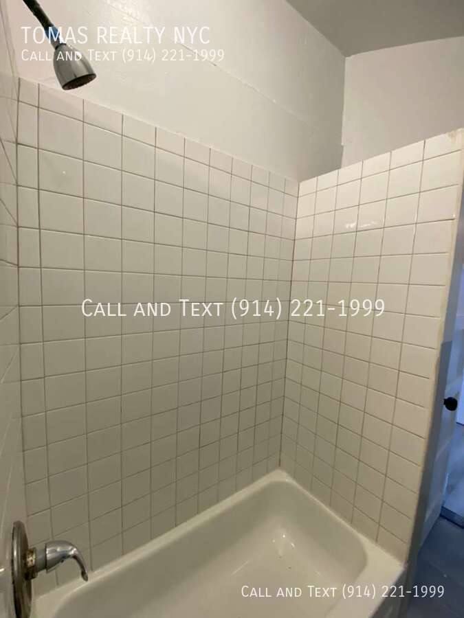Apartment for rent at 12 Riverview Place #3L, Yonkers, NY 10701