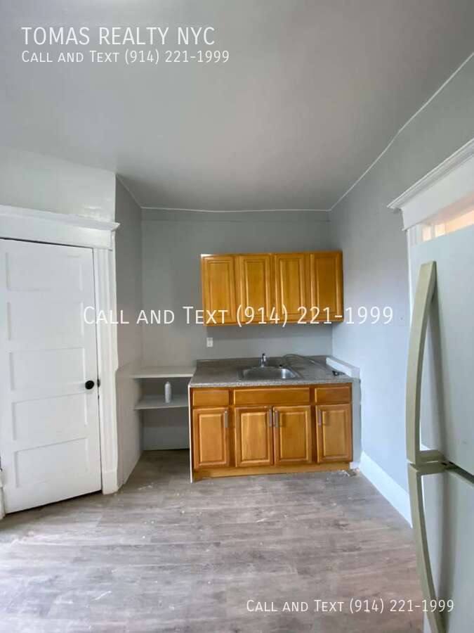 Apartment for rent at 12 Riverview Place #3L, Yonkers, NY 10701
