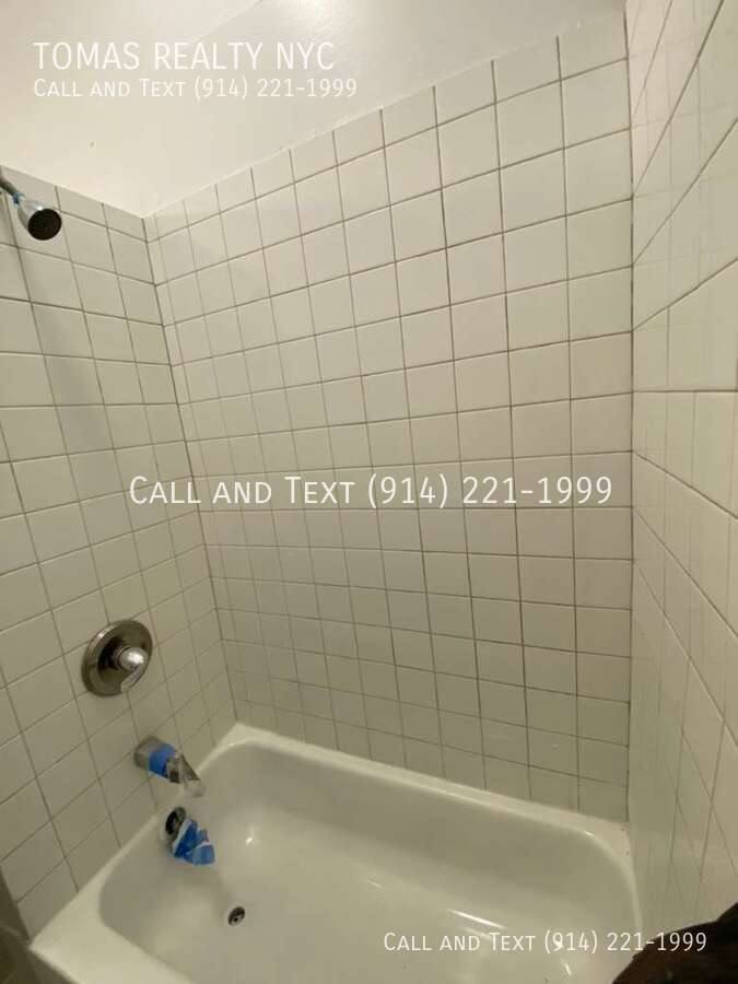 Apartment for rent at 12 Riverview Place #3L, Yonkers, NY 10701