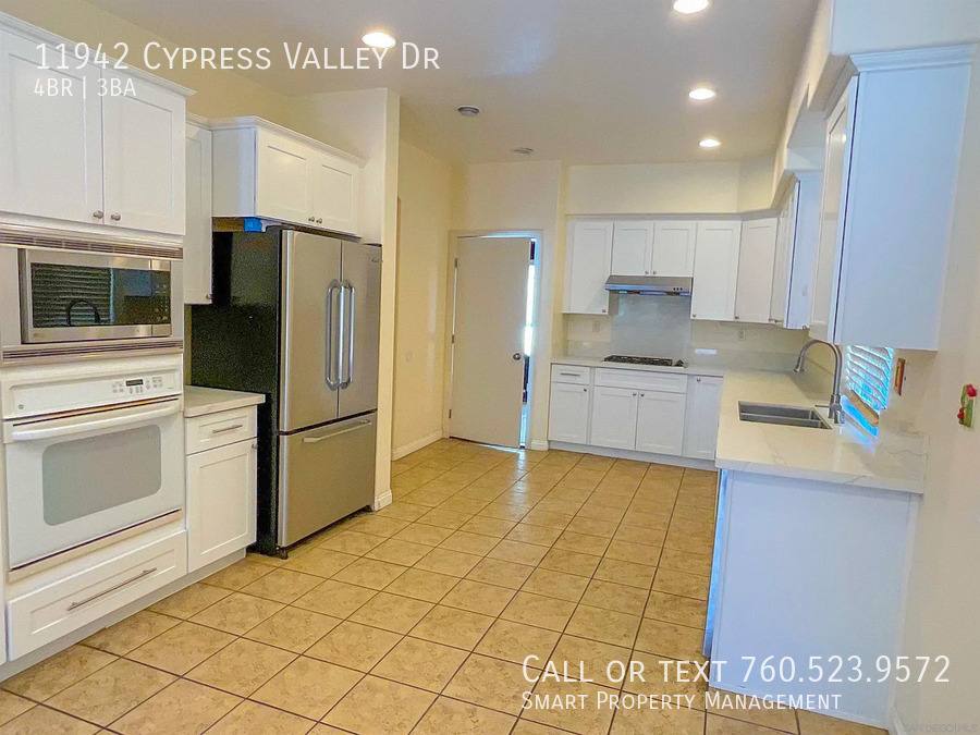 House for rent at 11942 Cypress Valley Dr, San Diego, CA 92131