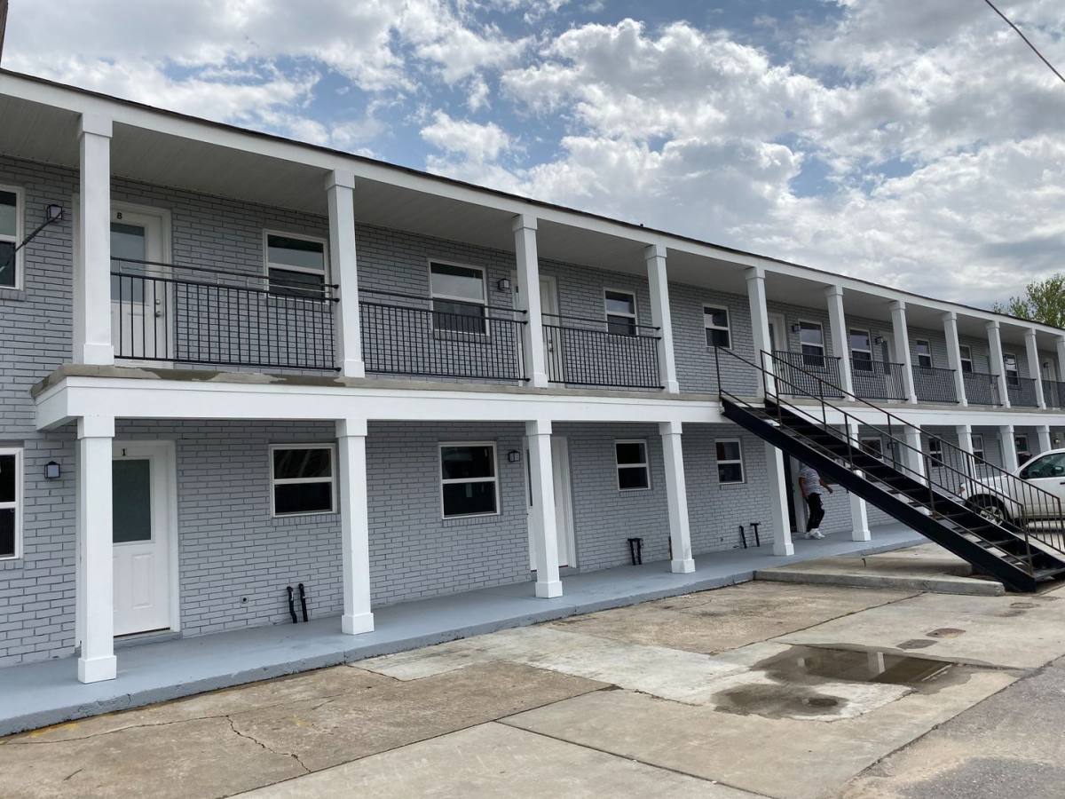 Apartment for rent at 1015 Government St, Arabi, LA 70032