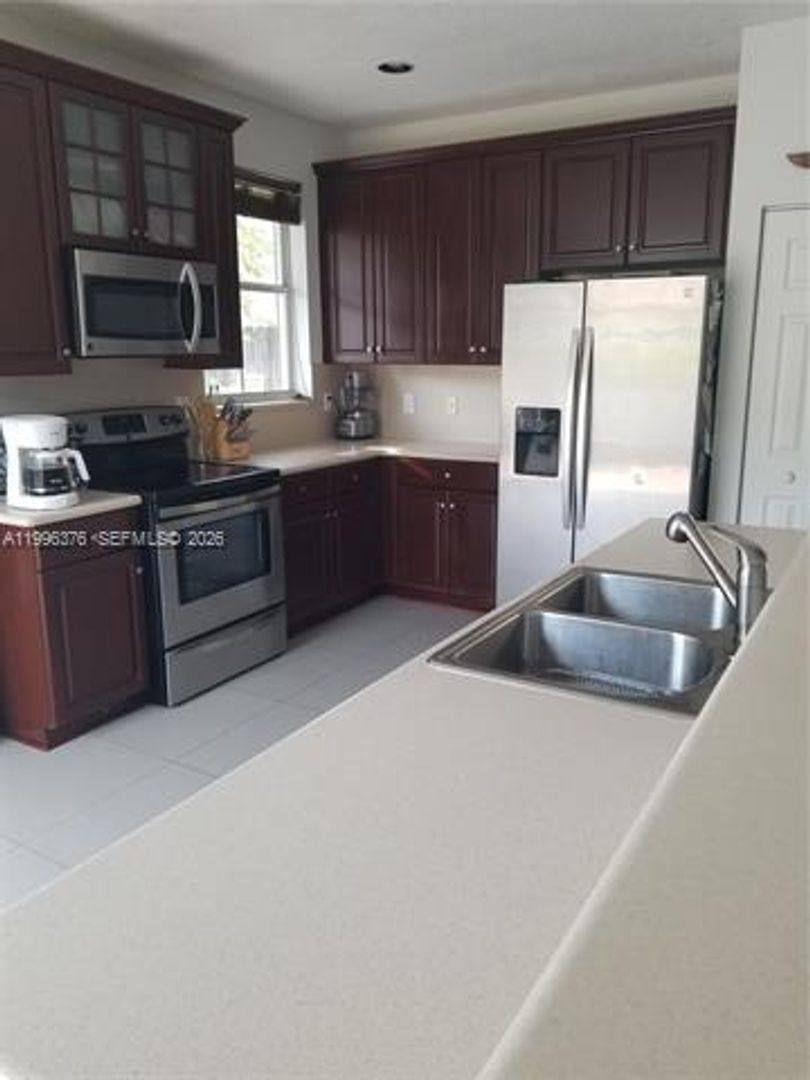 House for rent at 4719 NW 96th Place, Miami, FL 33178