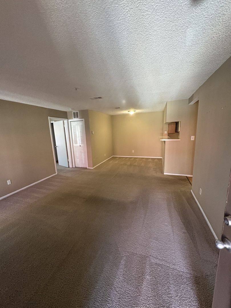 Apartment for rent at 238 Afton Square, Altamonte Springs, FL 32714