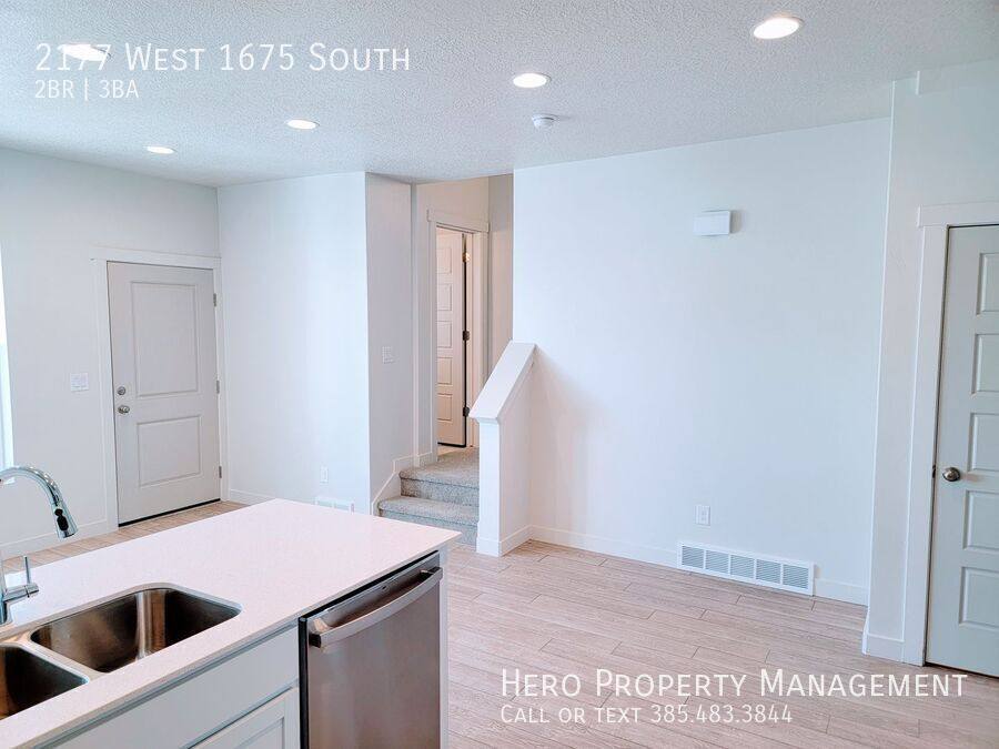 Townhouse for rent at 2177 W 1675 S, Ogden, UT 84401