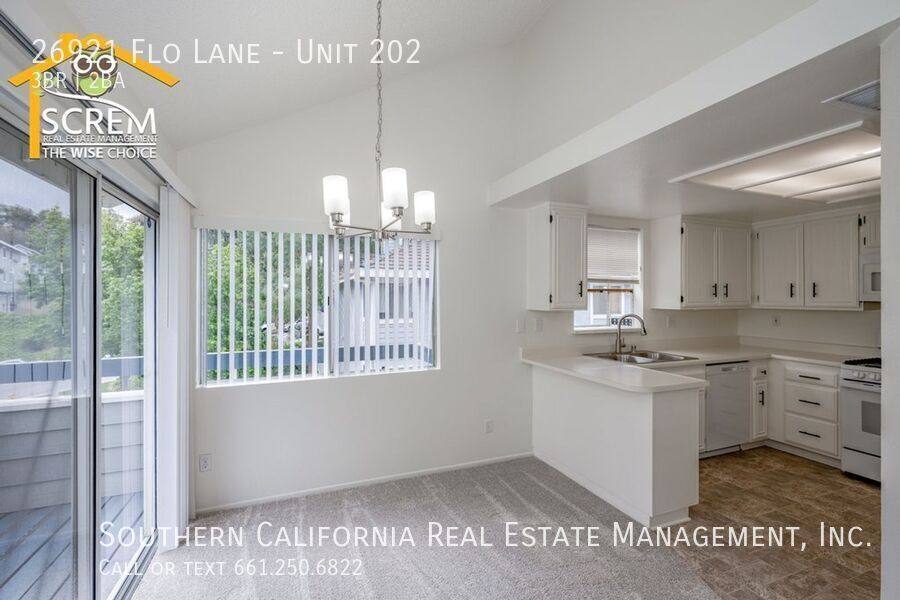 Condo for rent at 26921 Flo Lane #202, Canyon Country, CA 91351