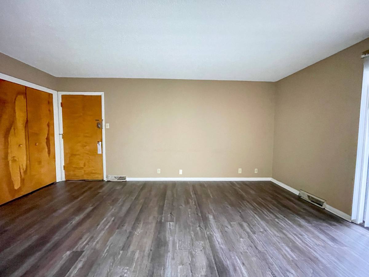 Apartment for rent at 2404 N Wheeling Ave #1F, Muncie, IN 47303