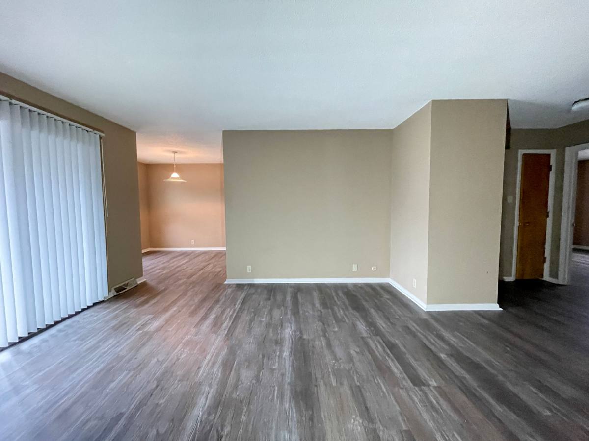 Apartment for rent at 2404 N Wheeling Ave #1F, Muncie, IN 47303
