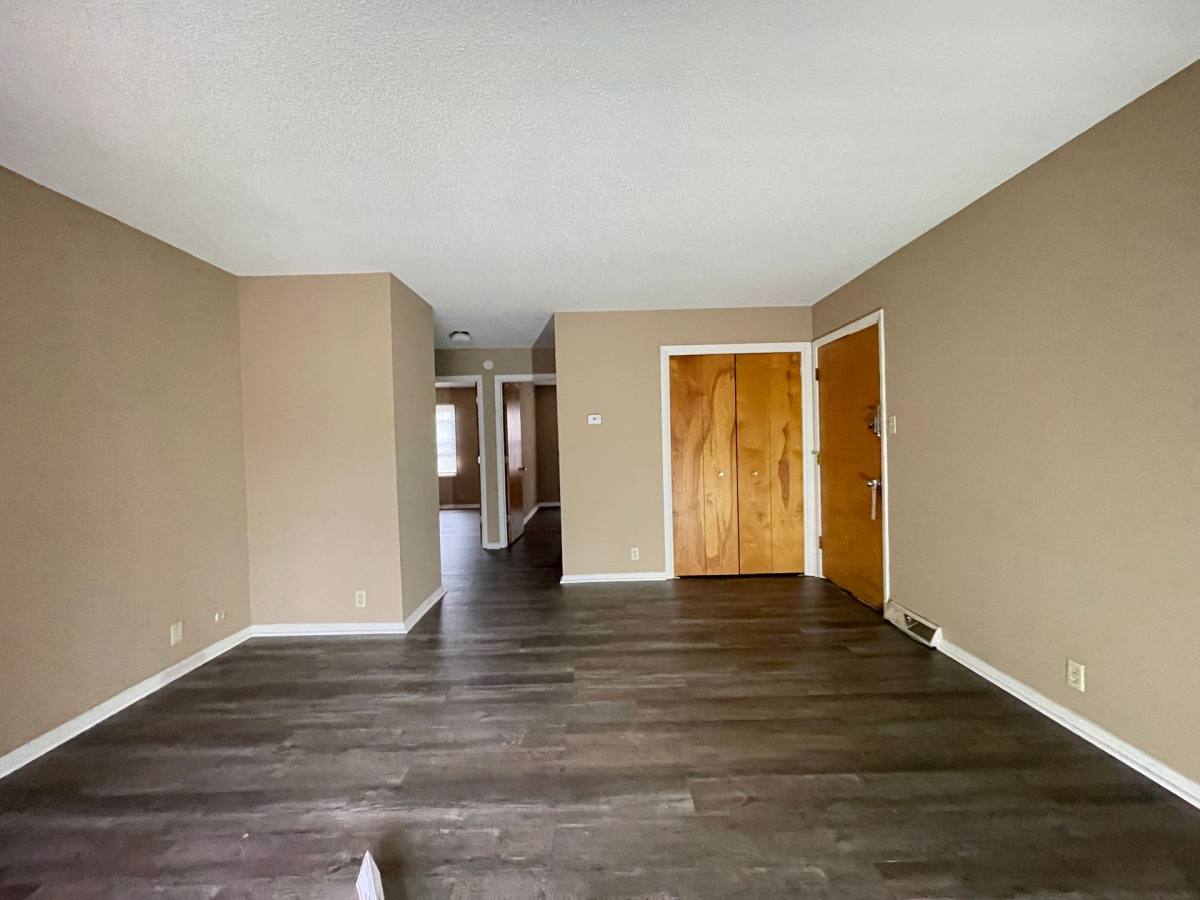 Apartment for rent at 2404 N Wheeling Ave #1F, Muncie, IN 47303
