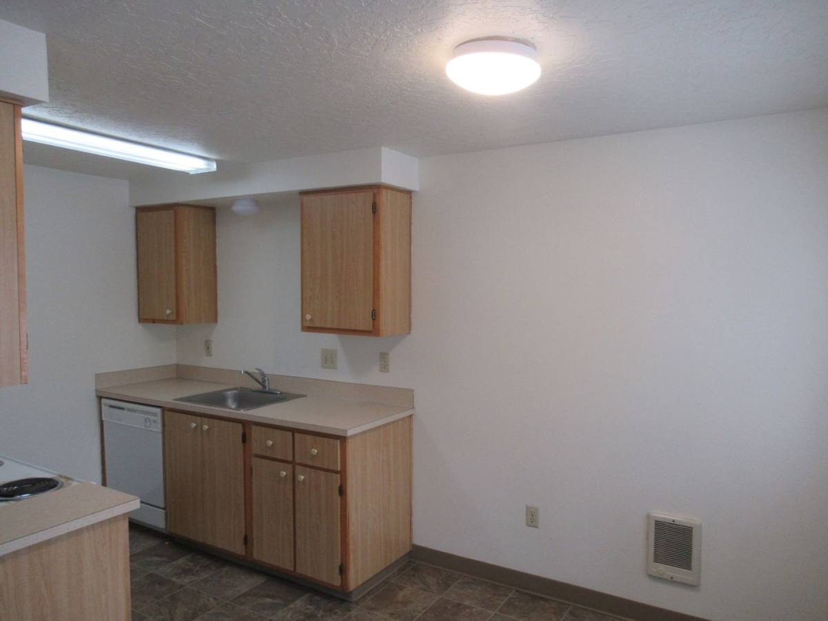 Apartment for rent at 4267 Tiffany Place NE, Salem, OR 97303