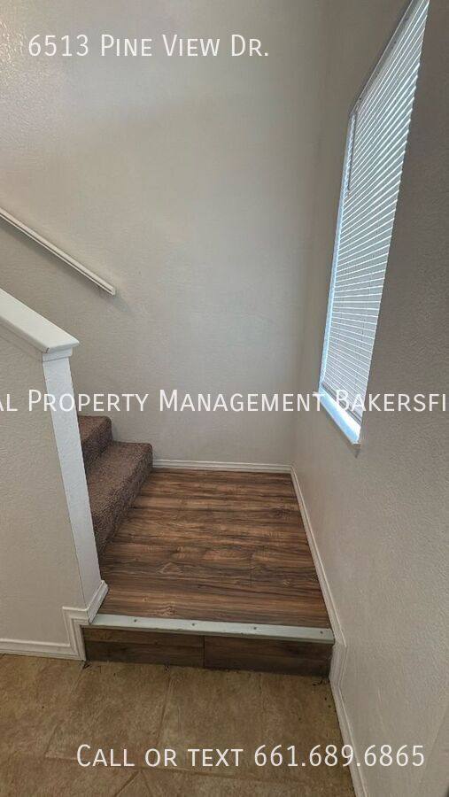House for rent at 6513 Pine View Dr, Bakersfield, CA 93307