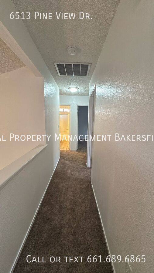 House for rent at 6513 Pine View Dr, Bakersfield, CA 93307