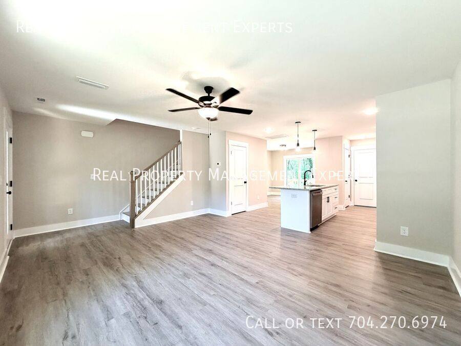 House for rent at 412 N Scruggs St, Gastonia, NC 28052