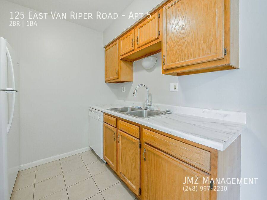 Apartment for rent at 125 E Van Riper Rd #5, Fowlerville, MI 48836
