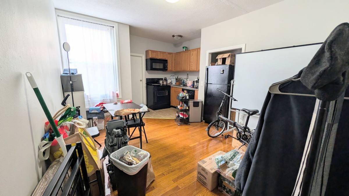 Apartment for rent at 1119 Commonwealth Ave #7, Allston, MA 02134
