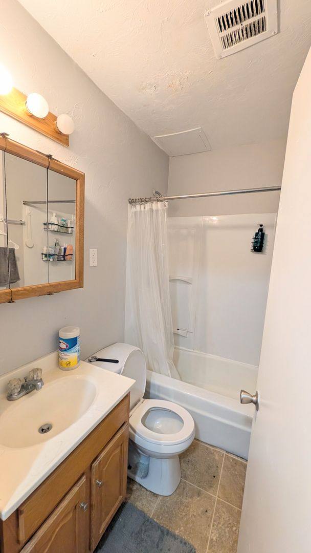 Apartment for rent at 1119 Commonwealth Ave #7, Allston, MA 02134