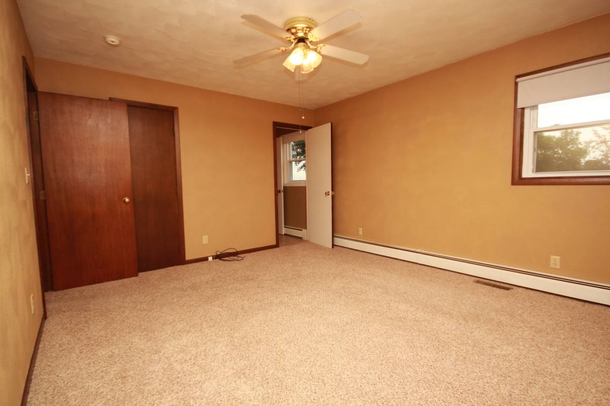 House for rent at 3122 N 1200th Ave, Orion, IL 61273