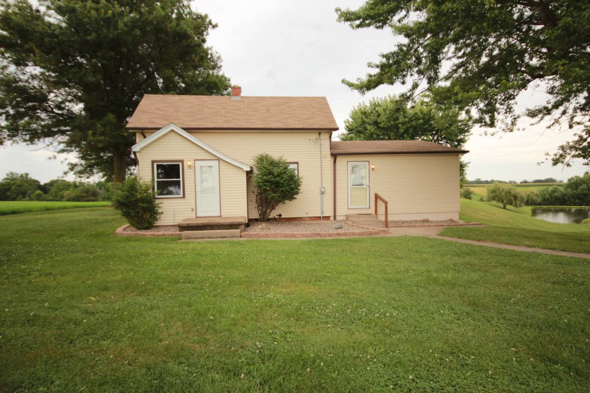 House for rent at 3122 N 1200th Ave, Orion, IL 61273