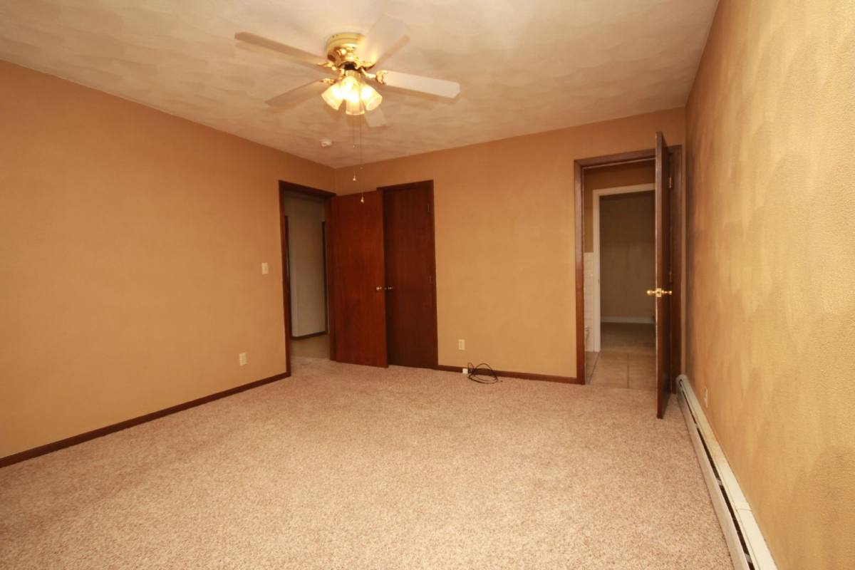 House for rent at 3122 N 1200th Ave, Orion, IL 61273