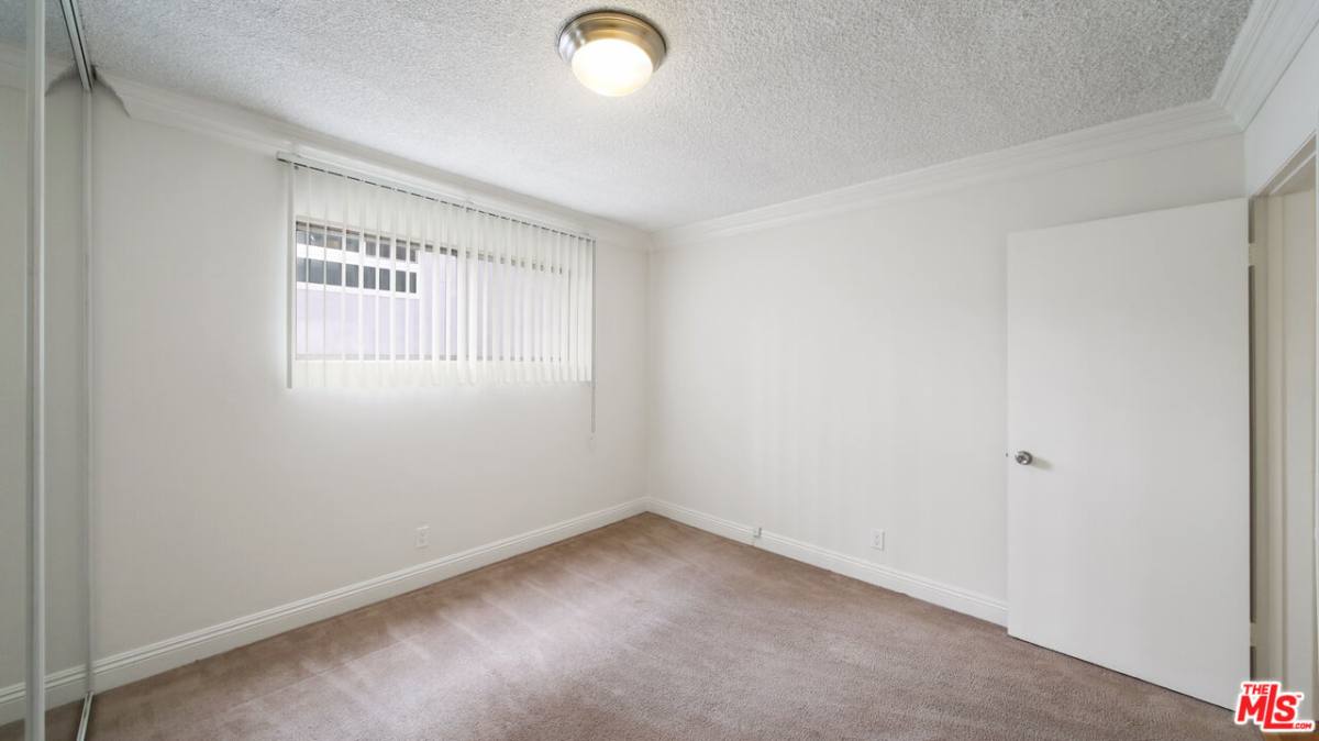 Apartment for rent at 7548 Hampton Ave #205, Los Angeles, CA 90046