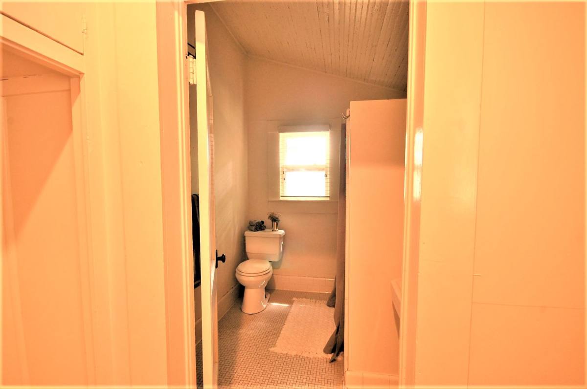 Apartment for rent at 1214 W Hopkins, San Marcos, TX 78666