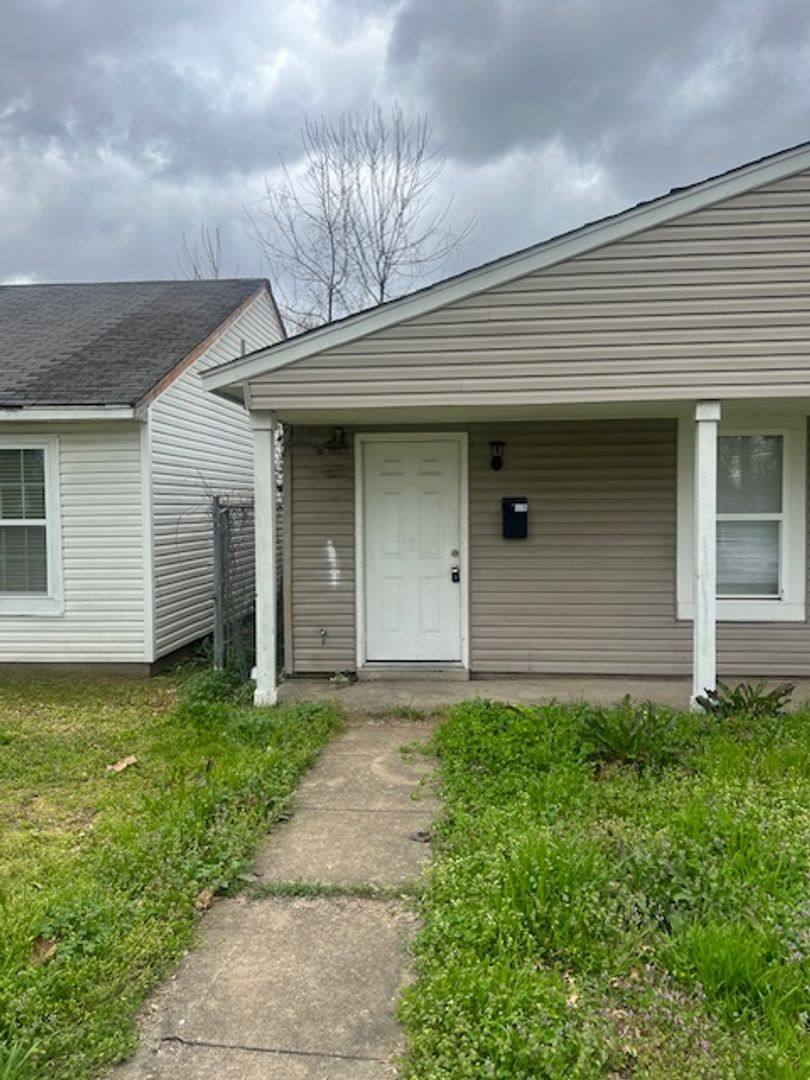 Apartment for rent at 310 Gannt St, Marion, AR 72364