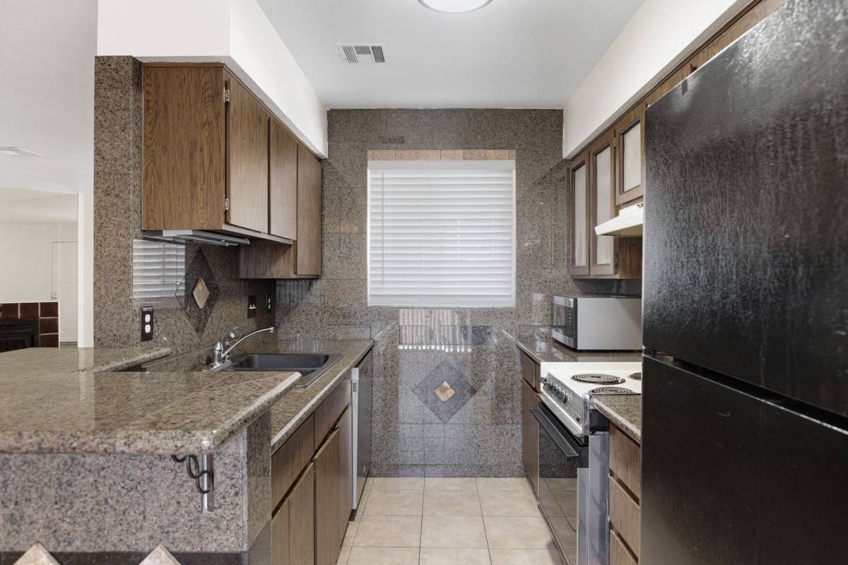 Condo for rent at 20235 N 3rd Dr, Phoenix, AZ 85027