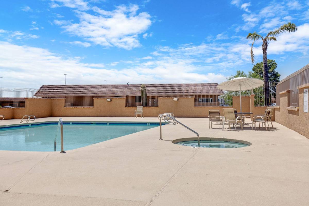 Condo for rent at 20235 N 3rd Dr, Phoenix, AZ 85027
