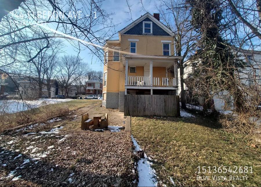 Apartment for rent at 944 Elberon Ave #1, Cincinnati, OH 45205