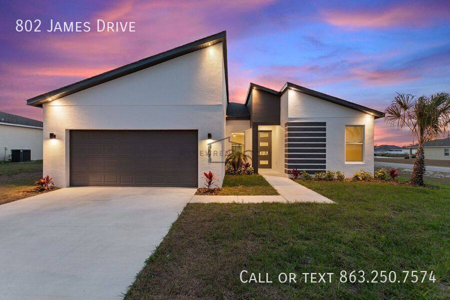 House for rent at 802 James Dr, Kissimmee, FL 34759