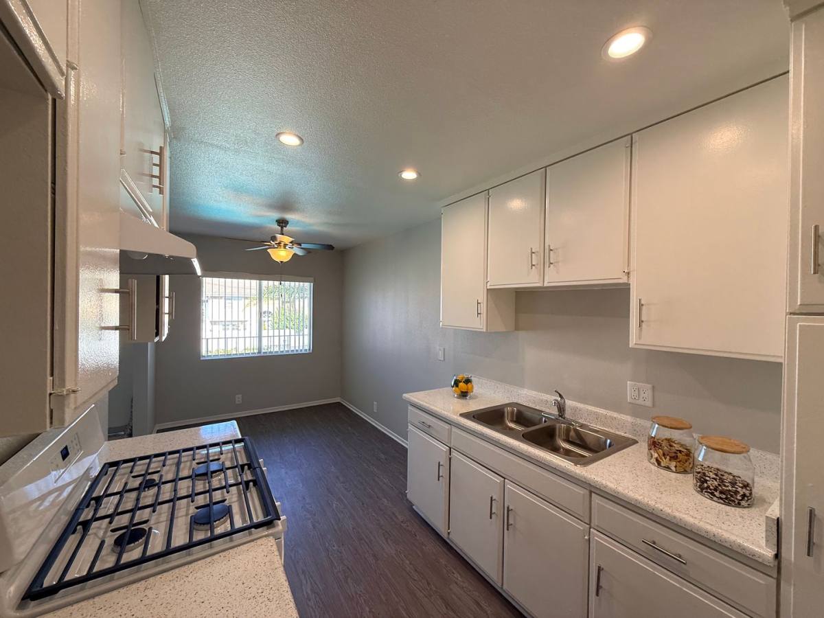 Apartment for rent at 13292 Yockey St, Garden Grove, CA 92844