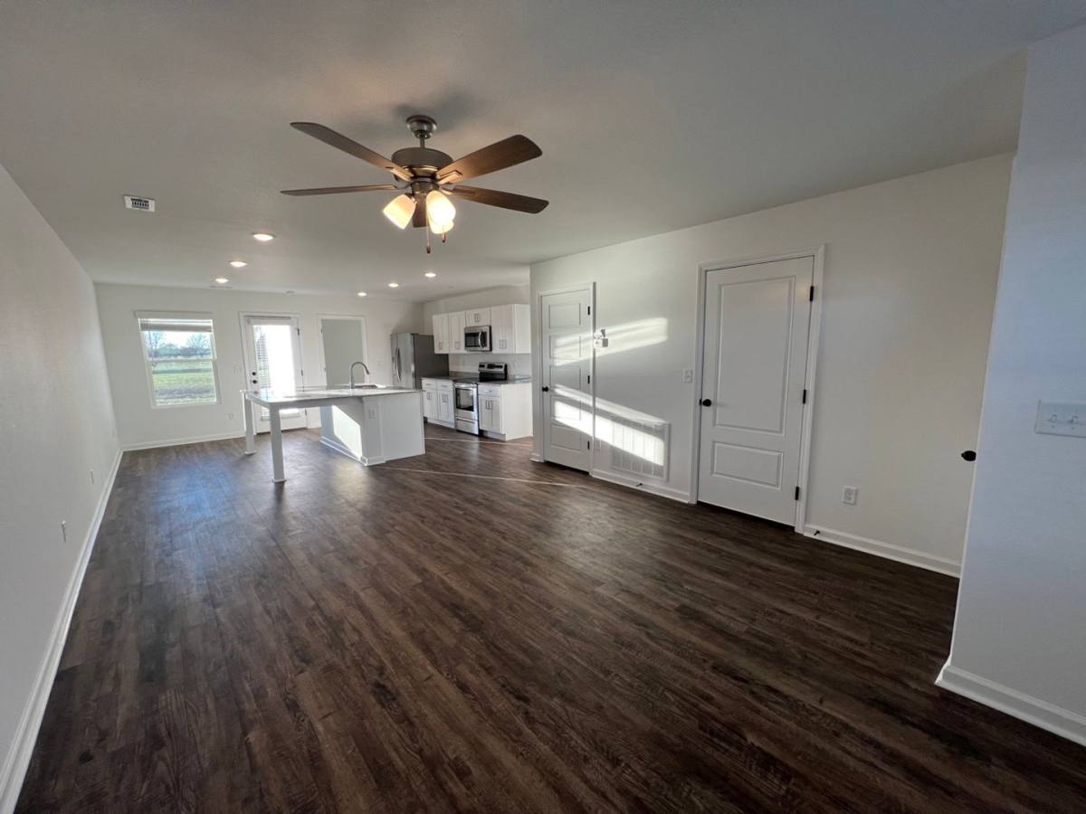 House for rent at 1113 Downy Dr, Oronogo, MO 64855