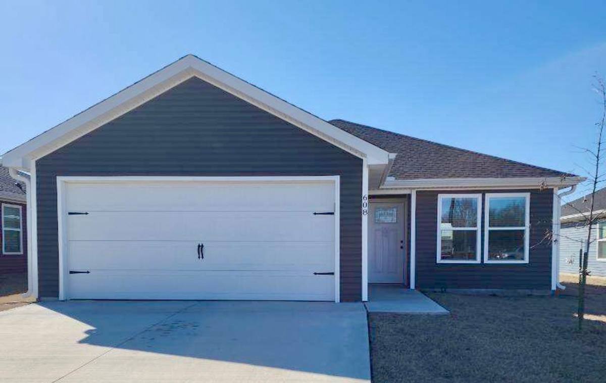 House for rent at 608 Short Leaf Lane, Oronogo, MO 64855