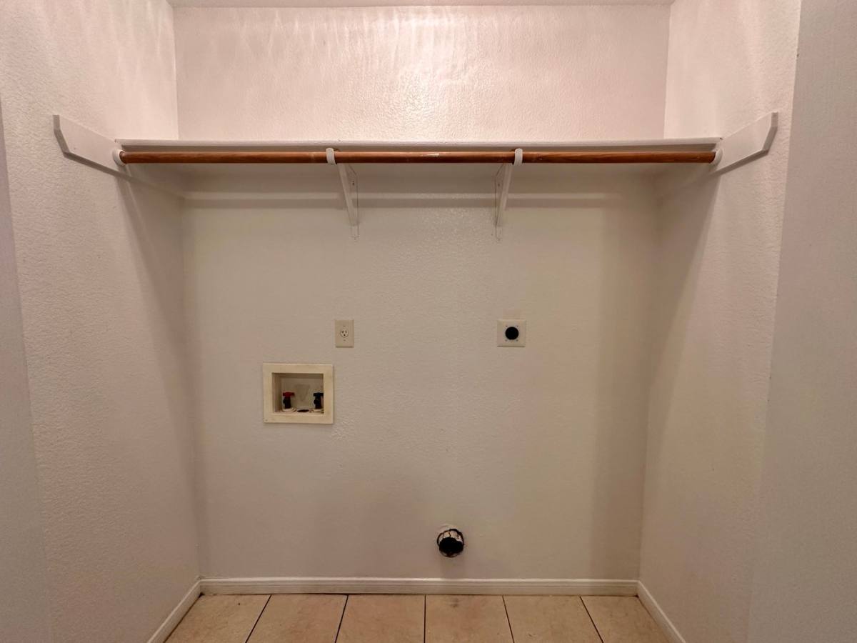 Townhouse for rent at 1501 Cinch Dr, Killeen, TX 76549