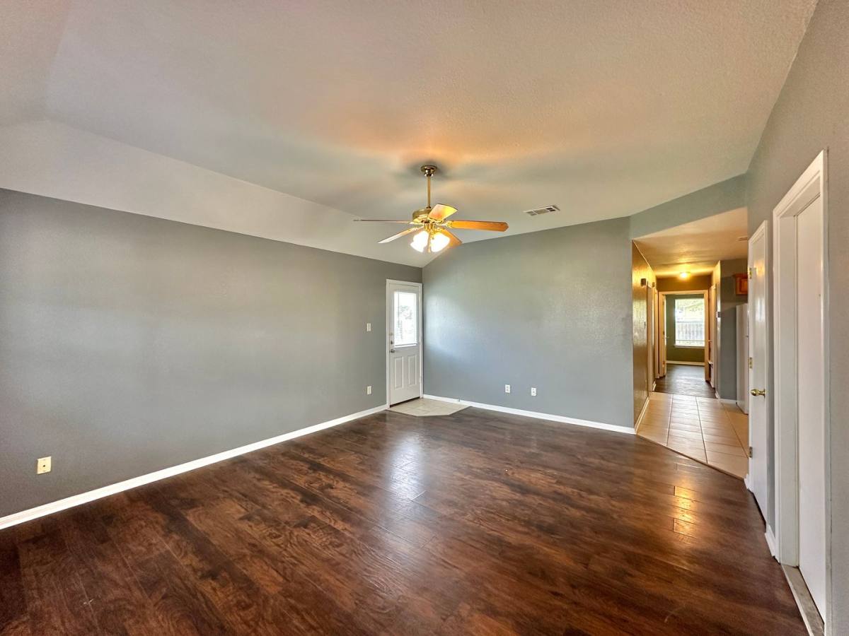 Townhouse for rent at 1501 Cinch Dr, Killeen, TX 76549