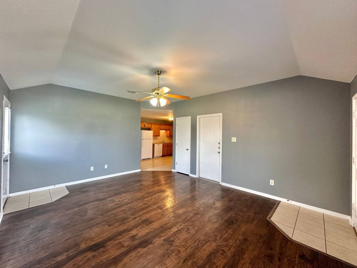 Townhouse for rent at 1501 Cinch Dr, Killeen, TX 76549