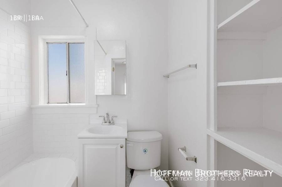 Apartment for rent at 4127 Monroe St #9, Los Angeles, CA 90029