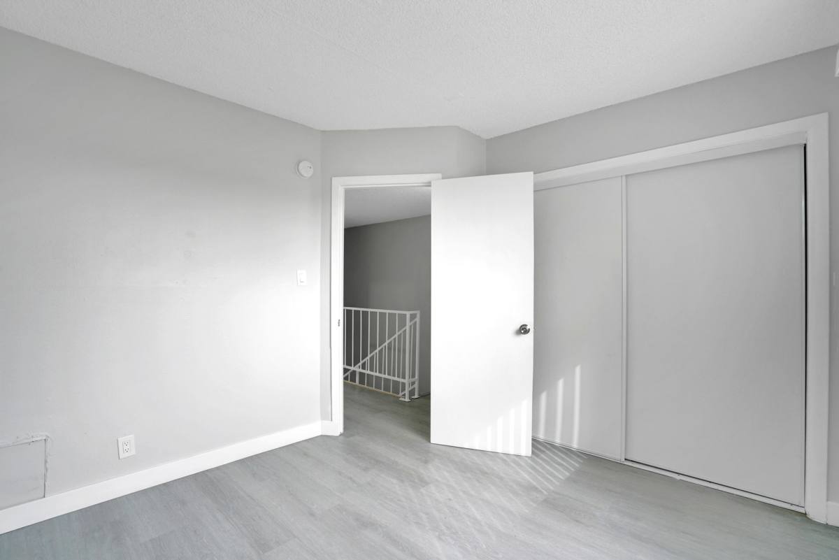 Townhouse for rent at 1505 E 11th St, Long Beach, CA 90813