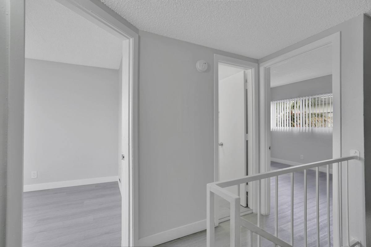 Townhouse for rent at 1505 E 11th St, Long Beach, CA 90813