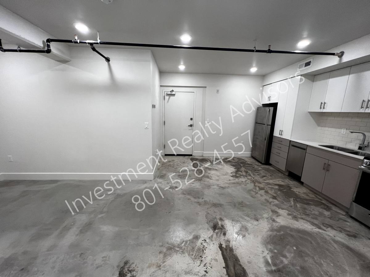 Apartment for rent at 1172 E Graystone Way #114, Salt Lake City, UT 84106
