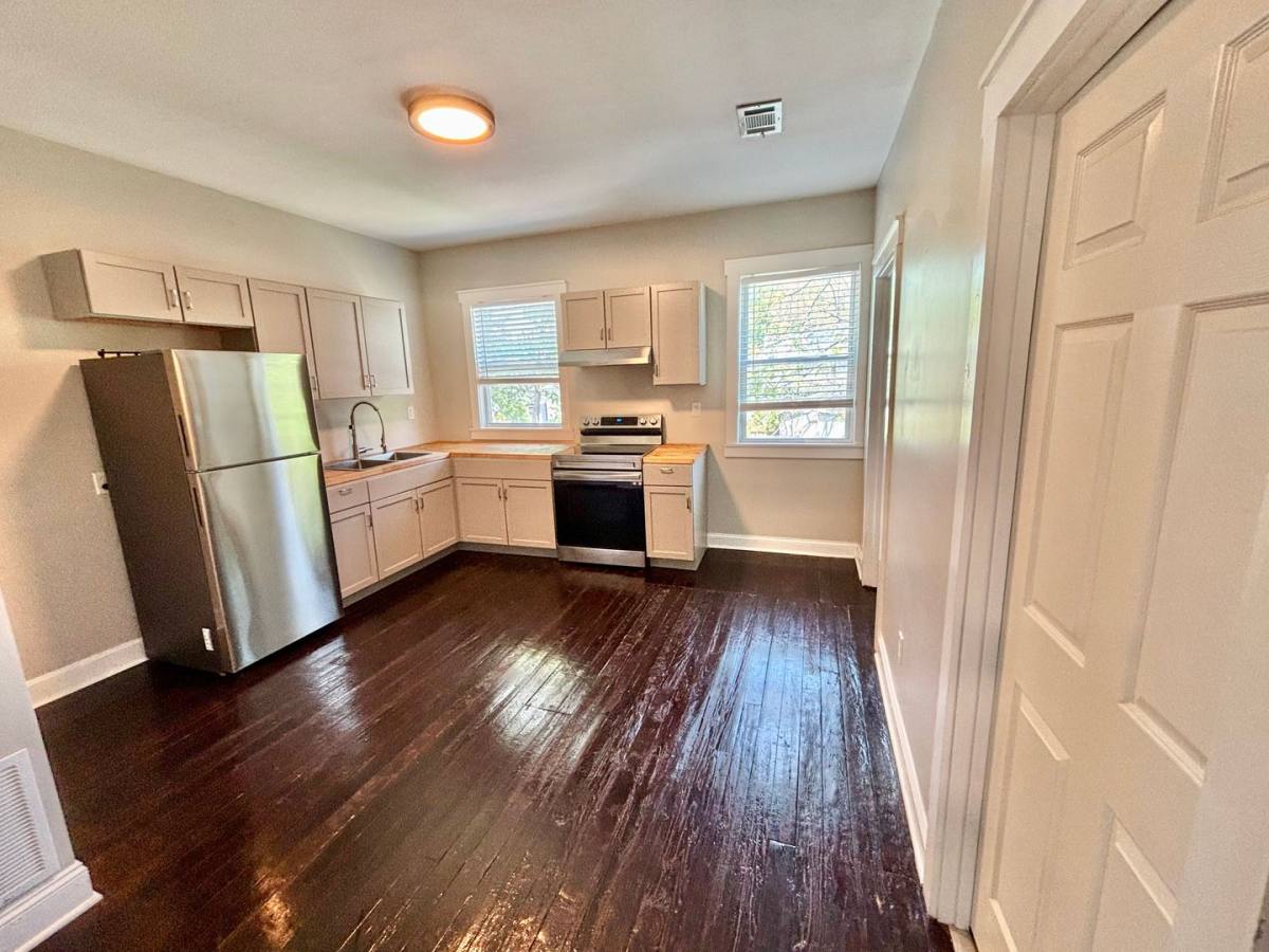 Apartment for rent at 513 E Ormsby Ave, Louisville, KY 40203