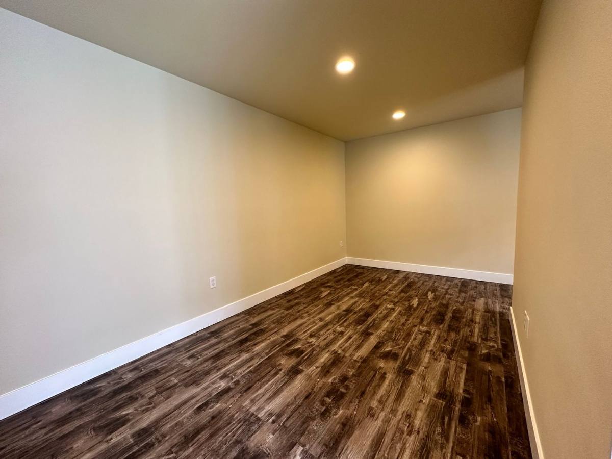 Apartment for rent at 207 Morton St, Sumas, WA 98295