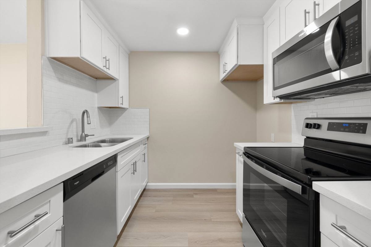 Apartment for rent at 7409 Magnolia Ave, Riverside, CA 92504