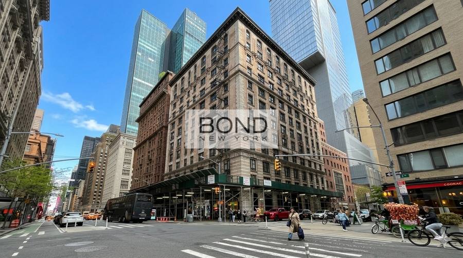 Apartment for rent at 200 W 58th St #D, New York, NY 10019