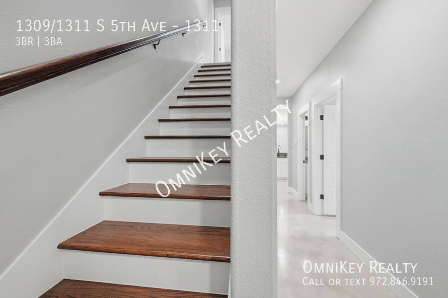 Apartment for rent at 1309 1311 S 5th Ave, Denison, TX 75021