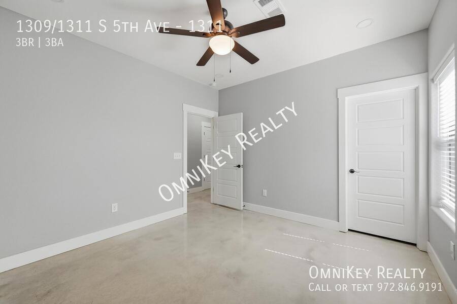 Apartment for rent at 1309 1311 S 5th Ave, Denison, TX 75021