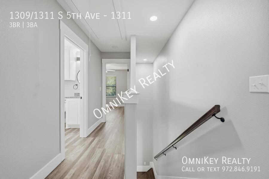 Apartment for rent at 1309 1311 S 5th Ave, Denison, TX 75021