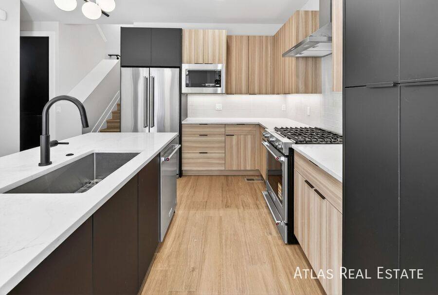 Townhouse for rent at 830 Cherry St #2, Denver, CO 80220