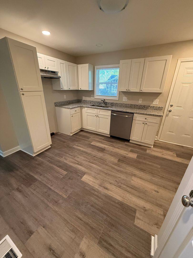 Apartment for rent at 116 Bennett Court, Durham, NC 27701